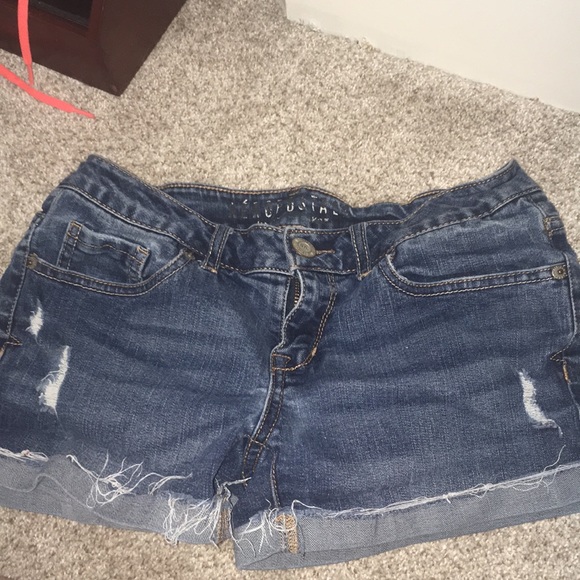 Aeropostale shorts size 4 - Picture 2 of 2
